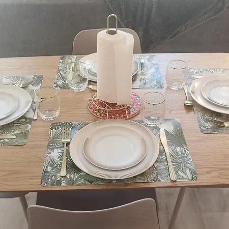 T2 Style Tropical Confort Centre